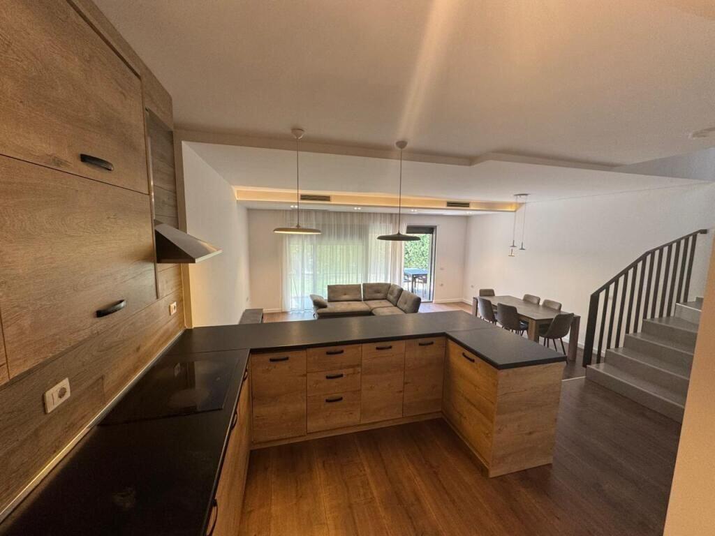 super villa for rent near TEG