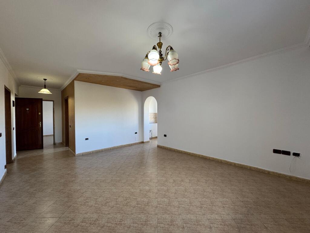 Apartment 2+1 for sale on Elbasani Street!