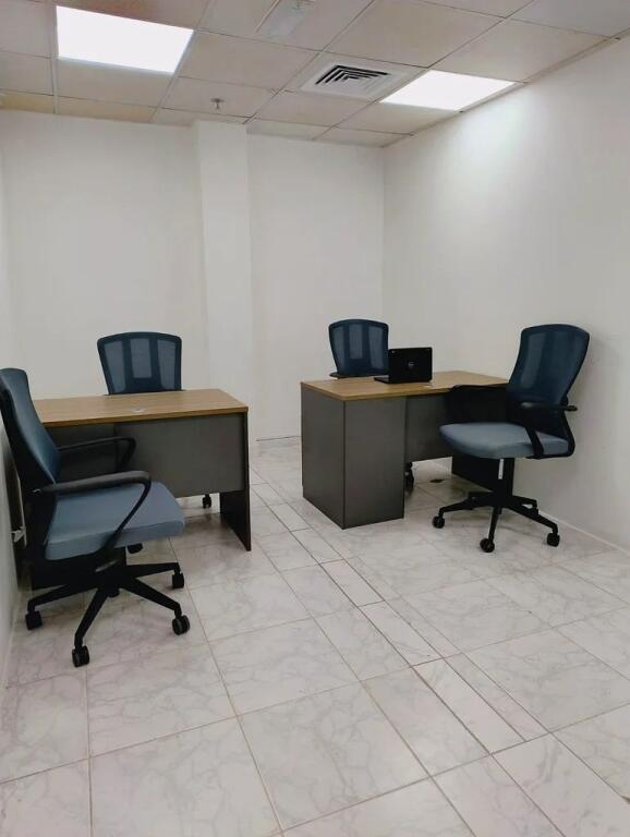 Zyre Me Qera Ne Qender (ID BZ2735) Tirane