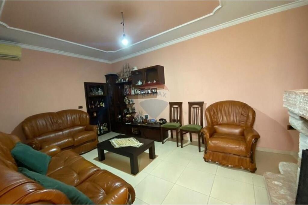 For sale 2 apartments 152 m2 net. NEW MATERNITY!