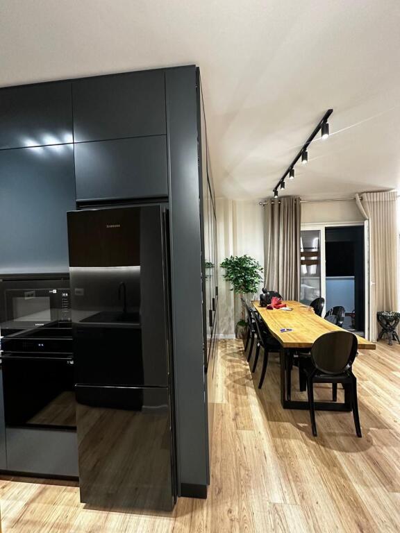 For rent 2+1+2 Botanical Garden