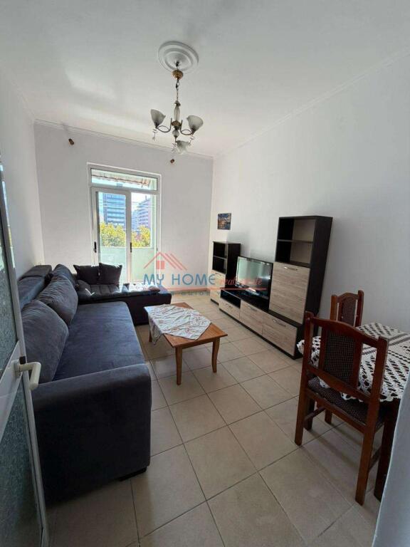 Apartament 1+1 me qira tek Ish Parku Tirane