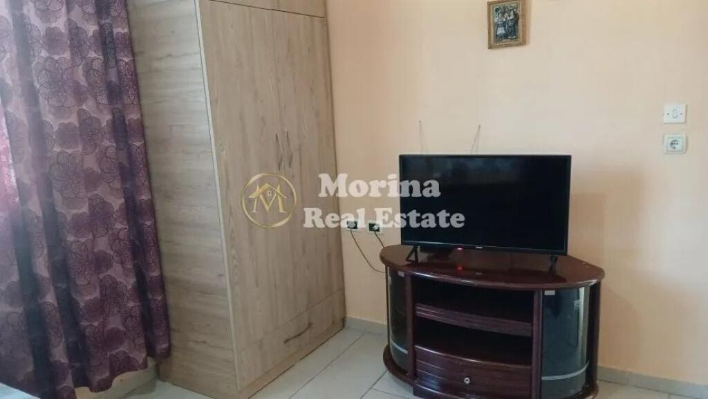 Qera, Garsoniere,Sauk, 200 euro/muaj.