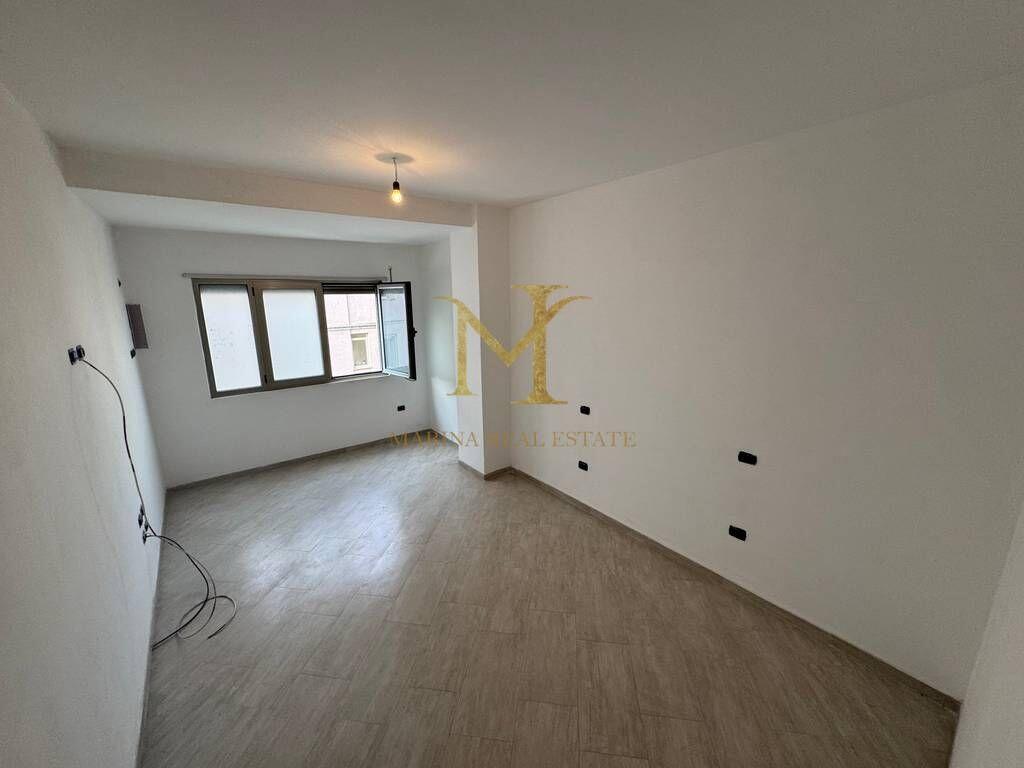 FOR SALE APARTMENT 2+1 CENTER DURRES