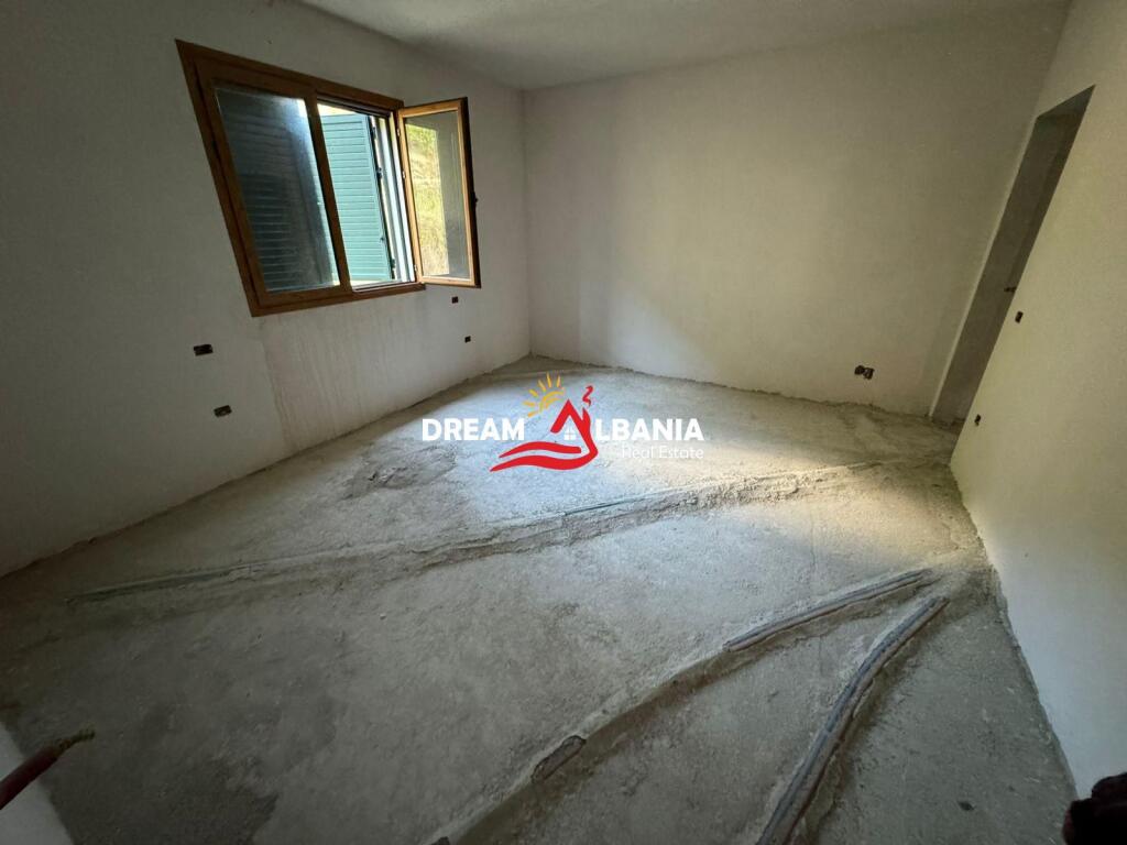 Villa di 3 piani in affitto tra Ndroq e Peza e Vogel, Tirana (ID 4251334).