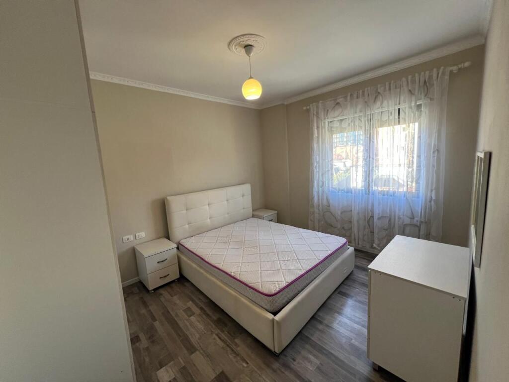Appartamento 2+1+2 In Affitto al Mercato Elettrico, Tirana 550 € /Mese