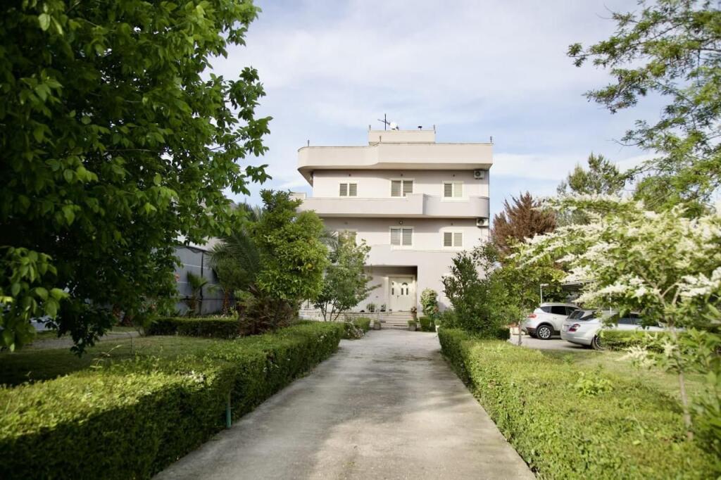 🏡✨ LUXURY 3-STORY VILLA FOR RENT IN SHKOZET, DURRËS