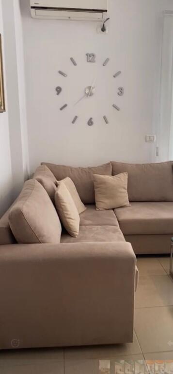 Kompleksi Panorama,jepet me qira apartament 2+1! 600 Euro