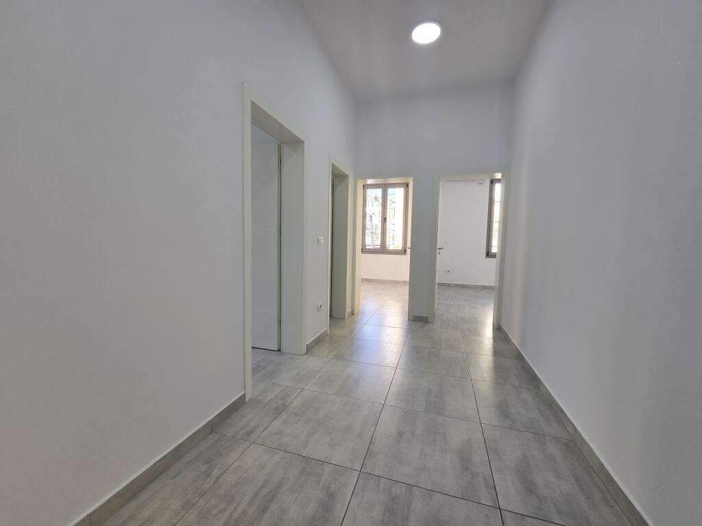 Office For Rent 📍Dibra Street 📌500€