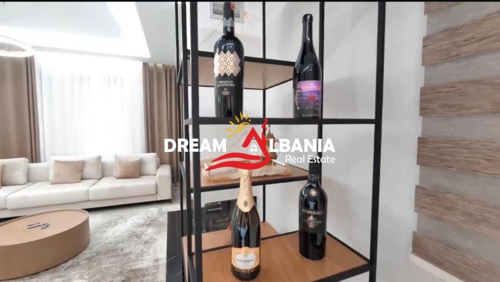 Jepen me qera dy super vila 2-kateshe ne Koder Kuqe ne Tirane (ID 4251308)