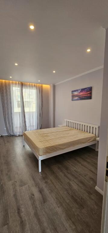 APARTAMENT NE SHITJE 1+1 ( 2 BALLKONE/PAMJE NGA DETI) - STACIONI I TRENIT,DURRES