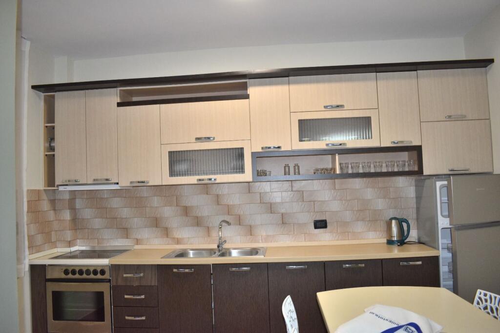 Apartament 2+1+2, Kodra e Priftit per qera