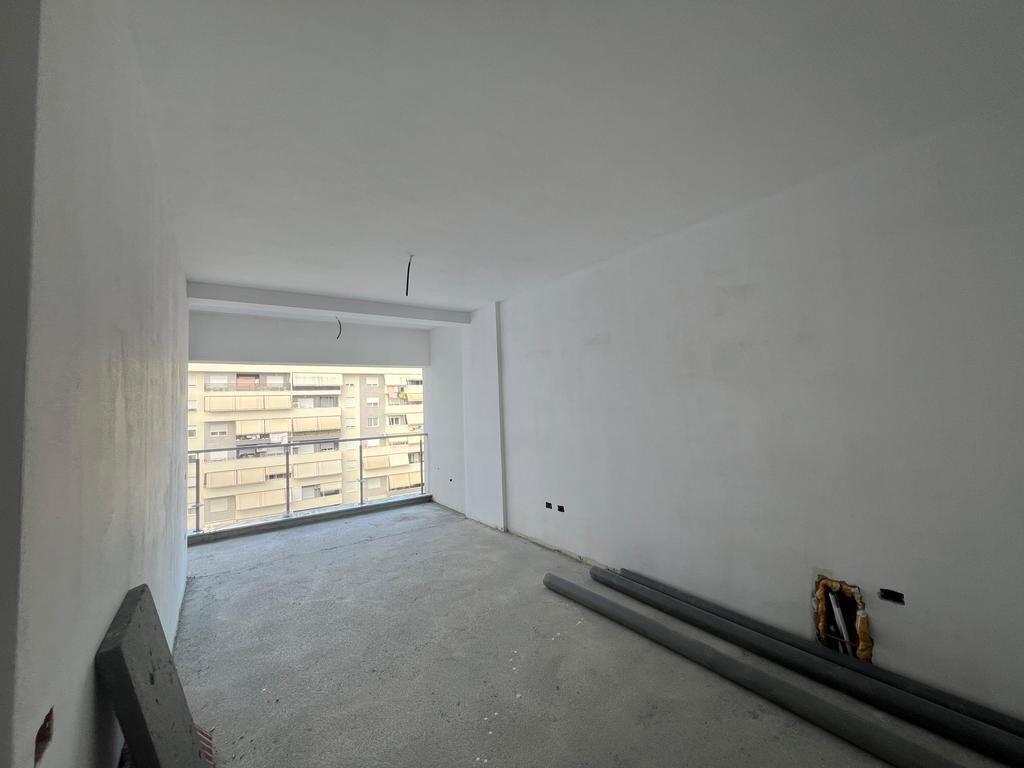 WE SELL APARTMENT 2+1+2 AT THE PARIS COMMUNE KIKA COMPLEX!! 330,000 €