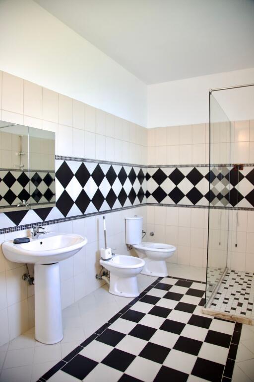 🏡✨ LUXURY 3-STORY VILLA FOR RENT IN SHKOZET, DURRËS