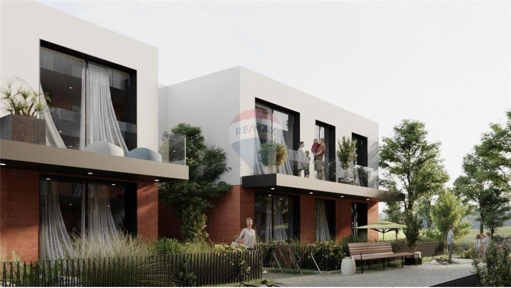 Apartament 3+1 me oborr / Liqeni i Farkes