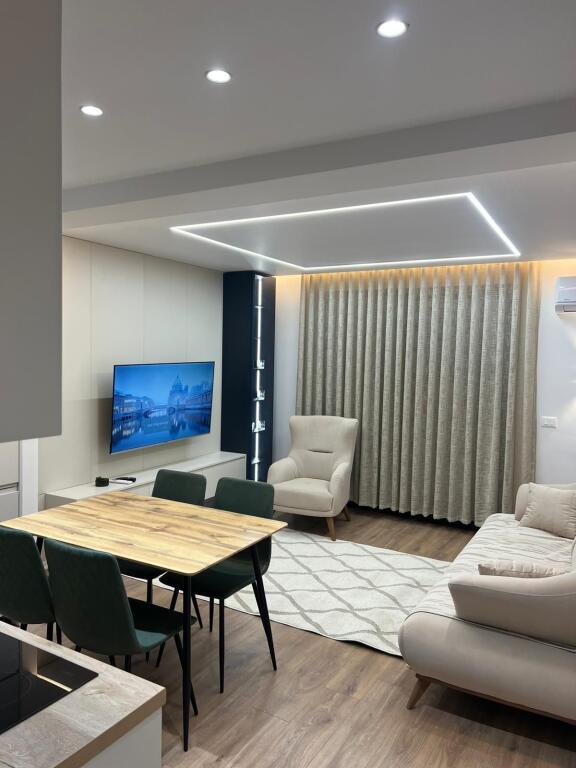 📌 Apartment 2+1 for rent at Zogu I Boulevard