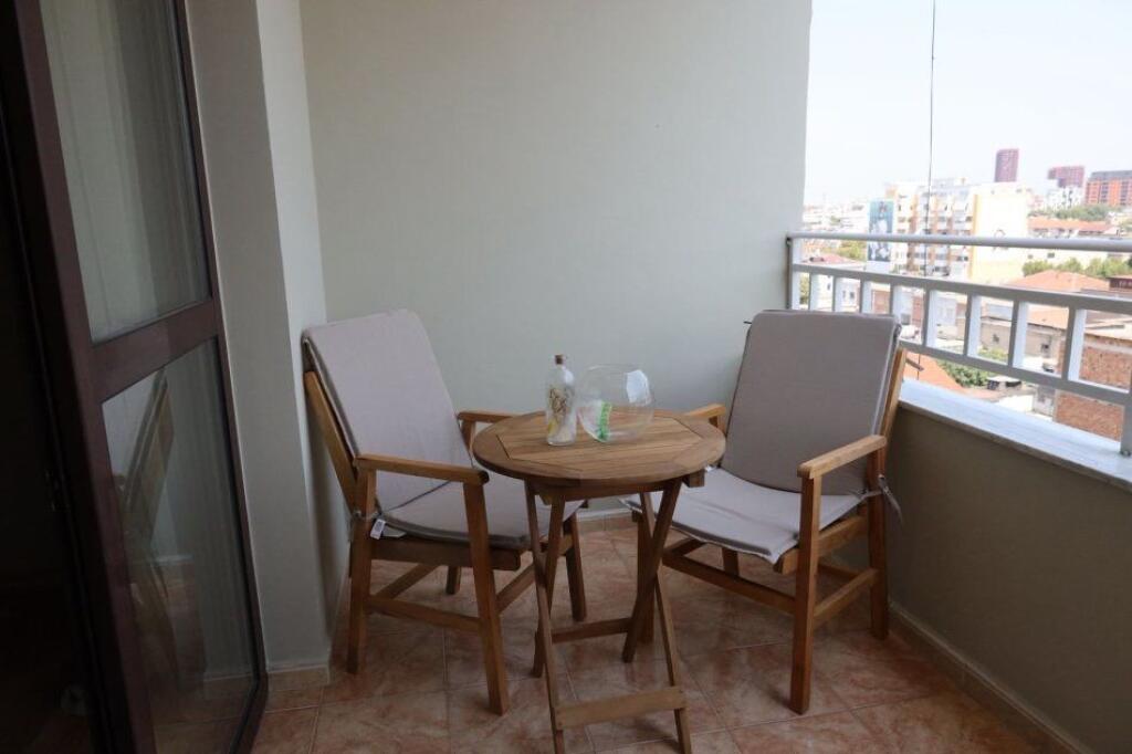 Affittasi Appartamento 1+1+1 Balcone