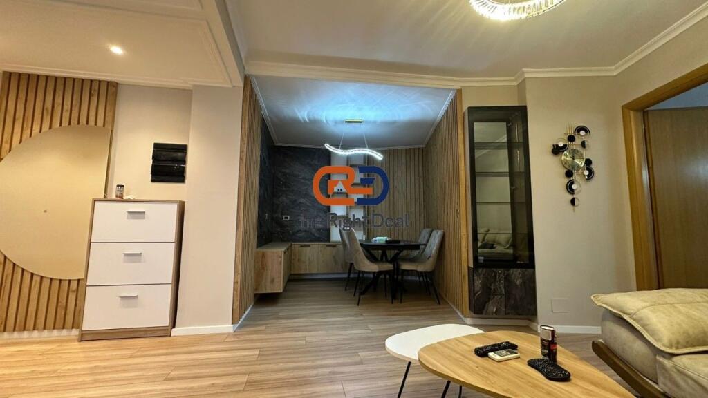 A Myslym Shyri, Vendesi in Vendita Appartamento 2+1 Totalmente Investito!!!