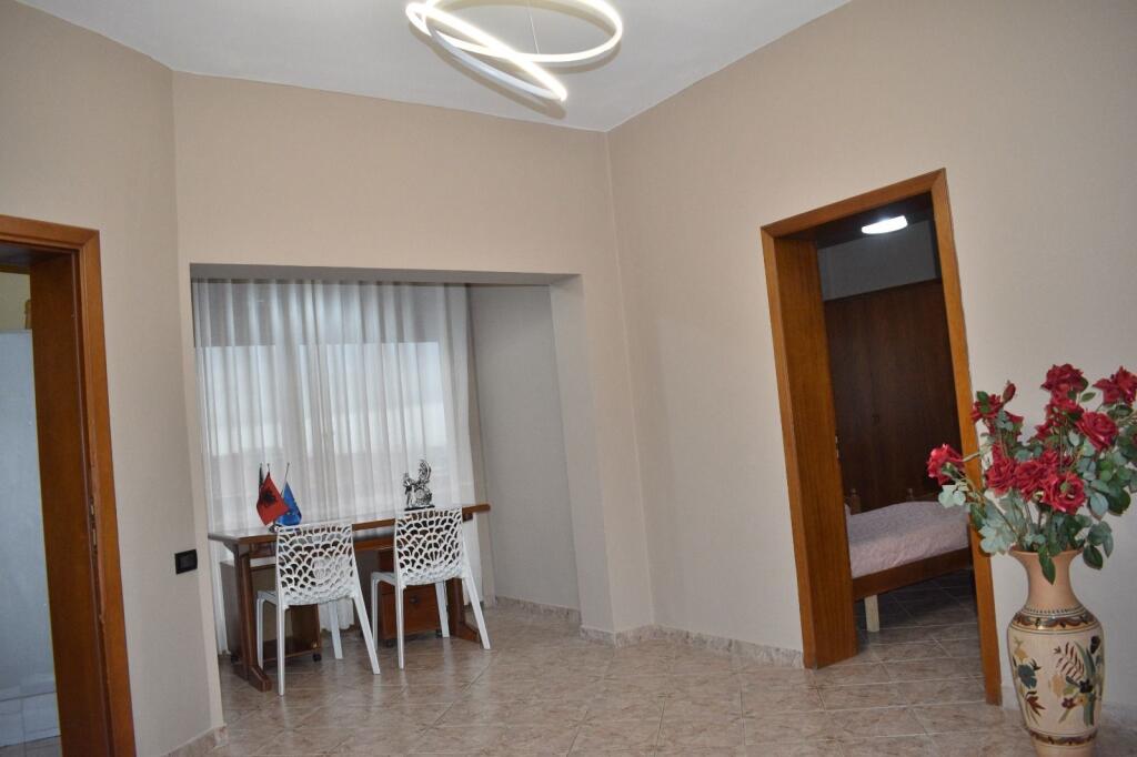 Apartament 2+1+2, Kodra e Priftit per qera