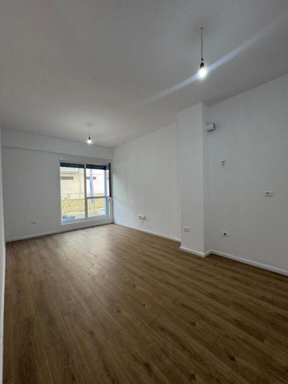 Appartamento 1+1+Balcone in vendita 83.5000€ OXA, Fresk, Tirana