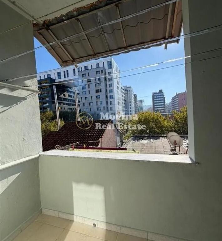 Qera, Apartament 1+1,Ish Parku Autobusave, 400 euro/muaj.