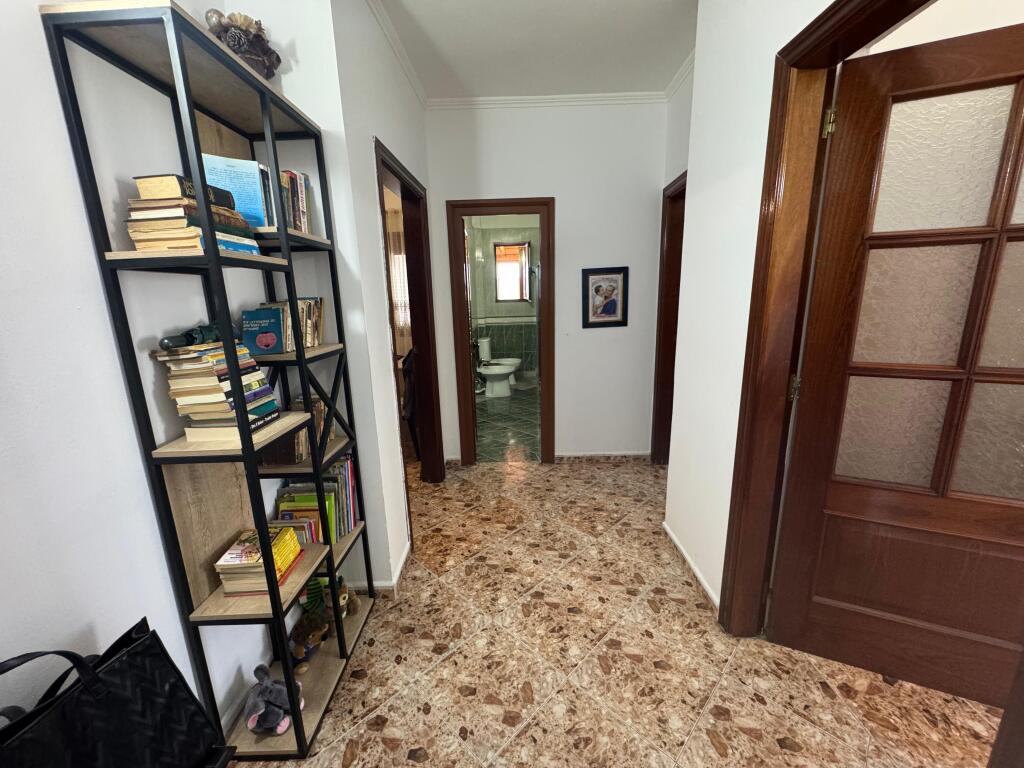 Shitet Apartament 2+1+2 Okazion 1100Euro/m2