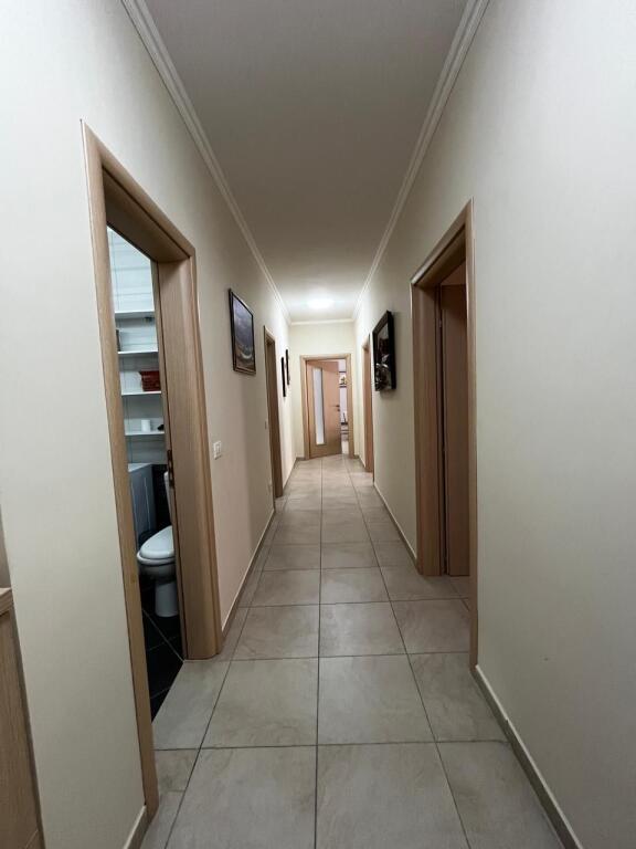 Apartament 2+1+2 për qira - Pelikani- Plazh Durres