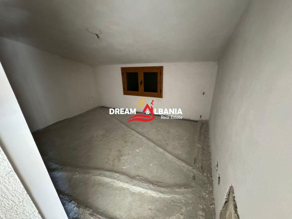 Villa di 3 piani in affitto tra Ndroq e Peza e Vogel, Tirana (ID 4251334).