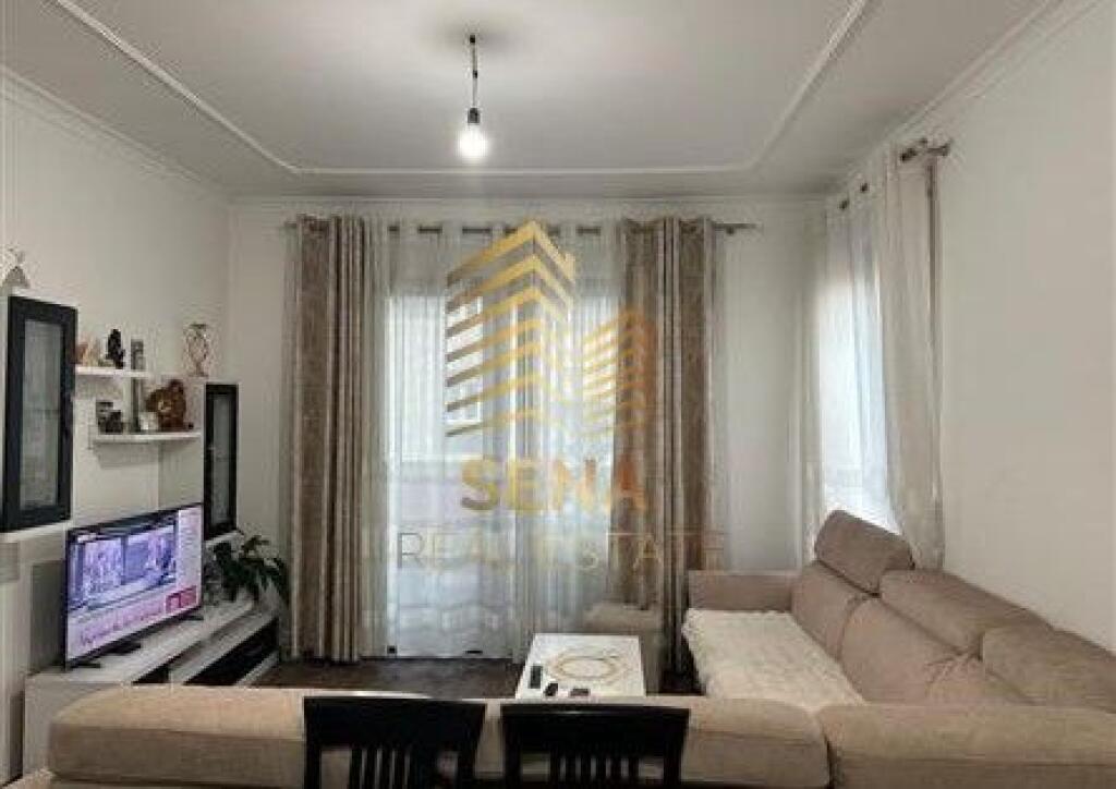 Shitet, Apartament 2+1+2+Blk, Kinostudio, 189,000 Euro I Diskutueshem