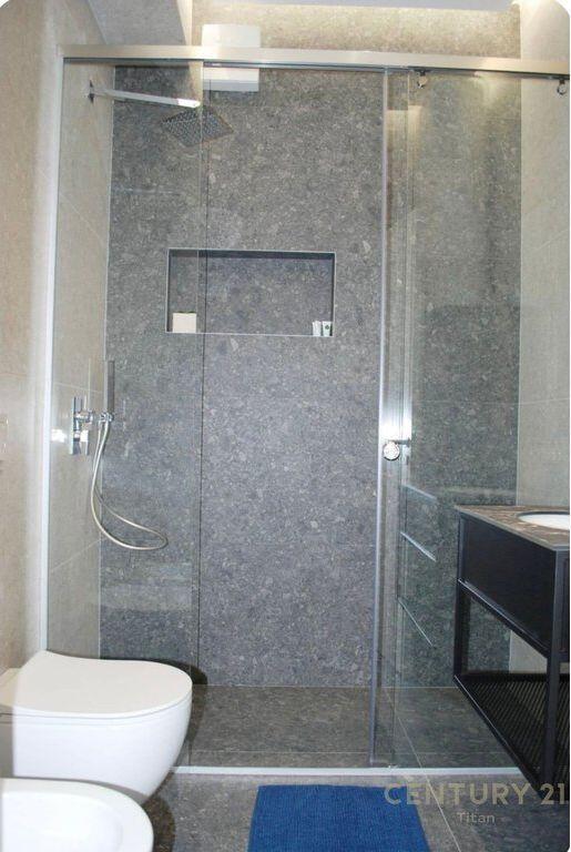 AFFITTASI APPARTAMENTO 2+1+2 IN VIA DEI KOSOVARI! 2.000 € /Mese