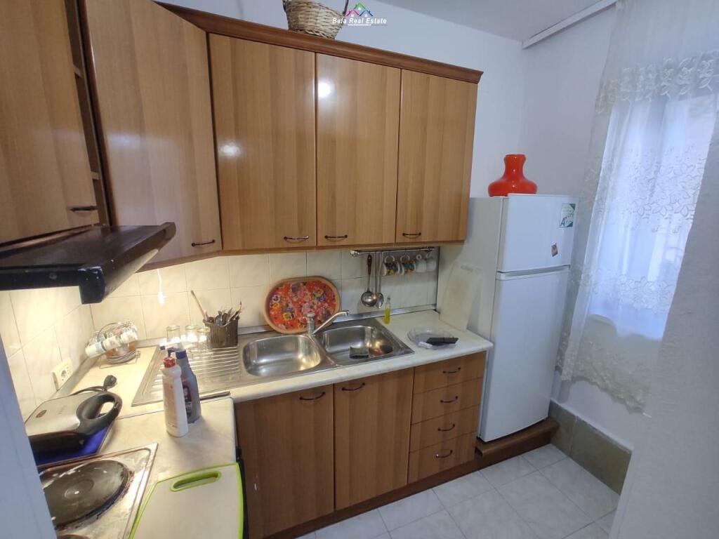 Apartament Me Qera 1+1 Tek Rruga E Kavajes (ID B211230) Tirane