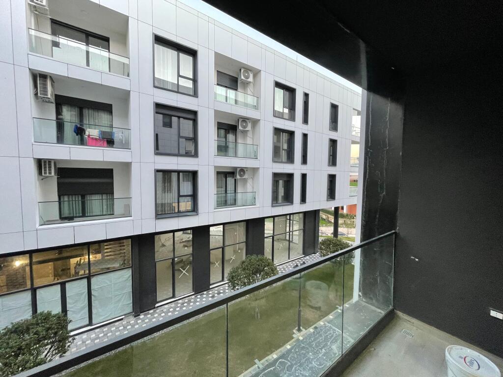 Appartamento 2+1+2 e posto auto in affitto presso il lago secco