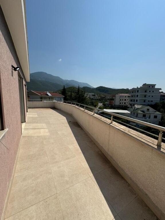 Apartment for sale, Tufina area