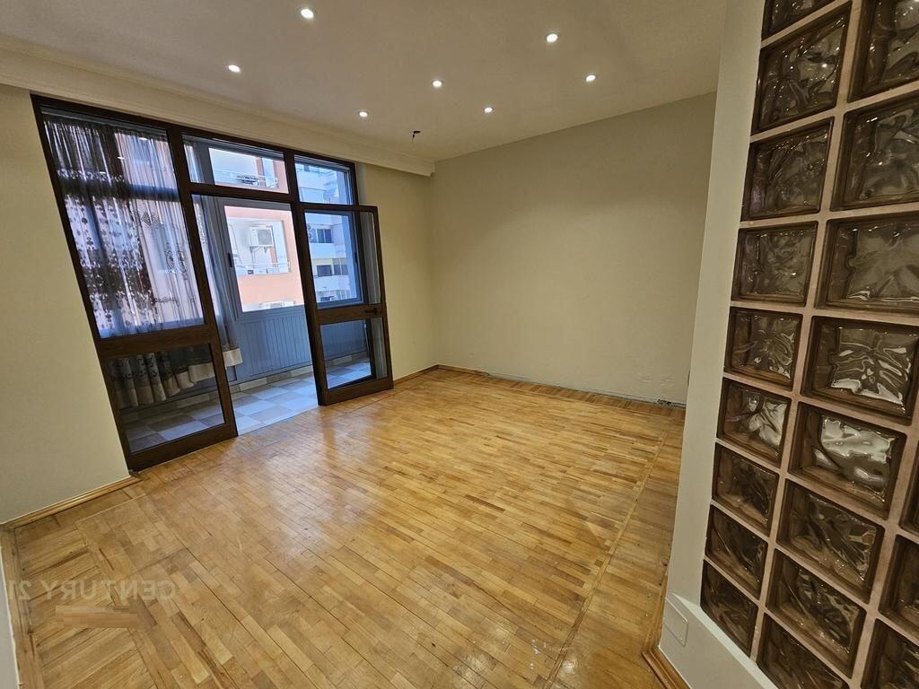 SHITET APARTAMENT 2+1+2 BLLOK