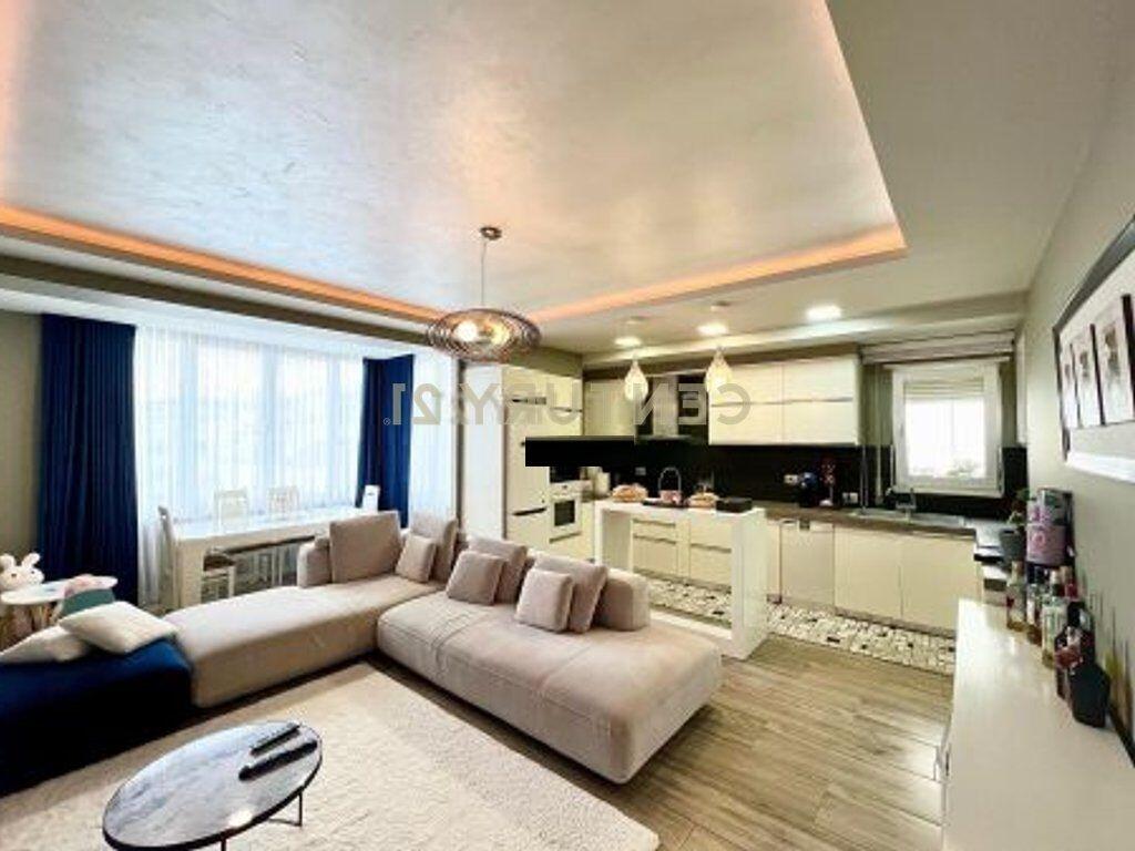 FOR RENT 2+1 APARTMENT NEAR THE DRY LAKE