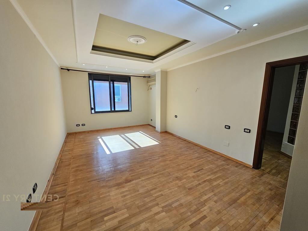 SHITET APARTAMENT 2+1+2 BLLOK