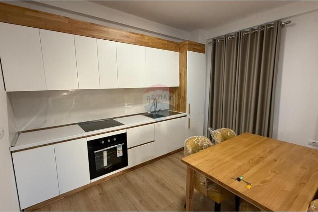 Apartament 3+1+2 me qira| PORCELAN
