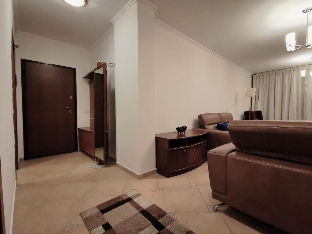 Jepet Me Qera Apartament 2+1 Rruga e Elbasanit