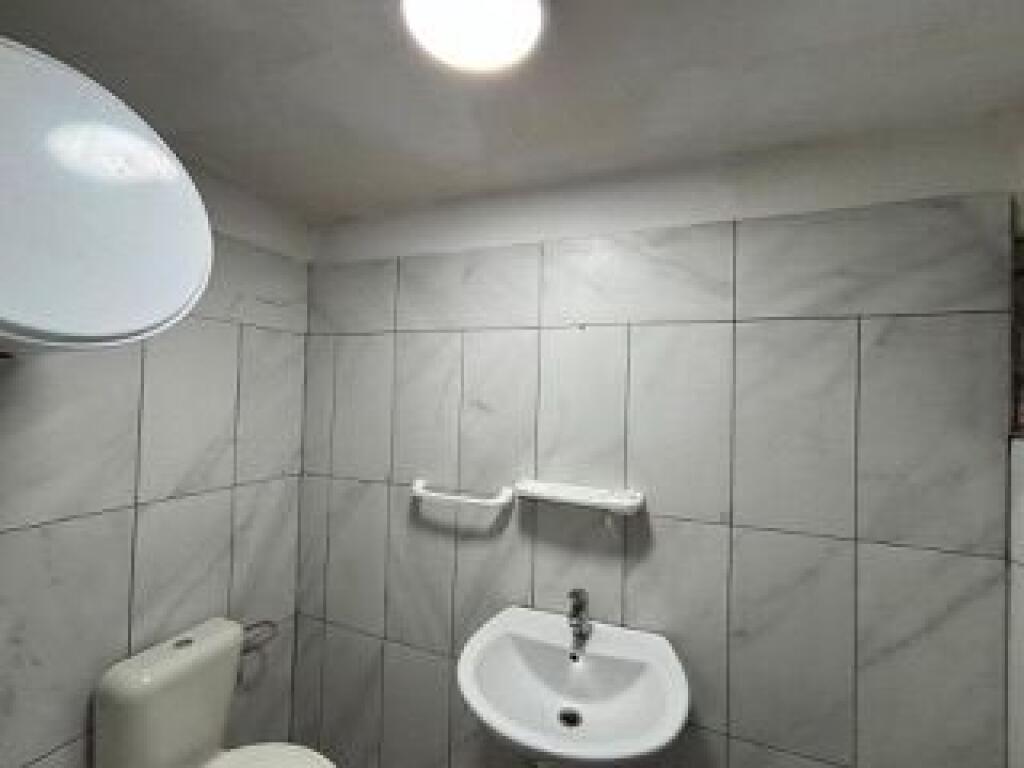 Garsoniere me qera ne Astir  me 250€