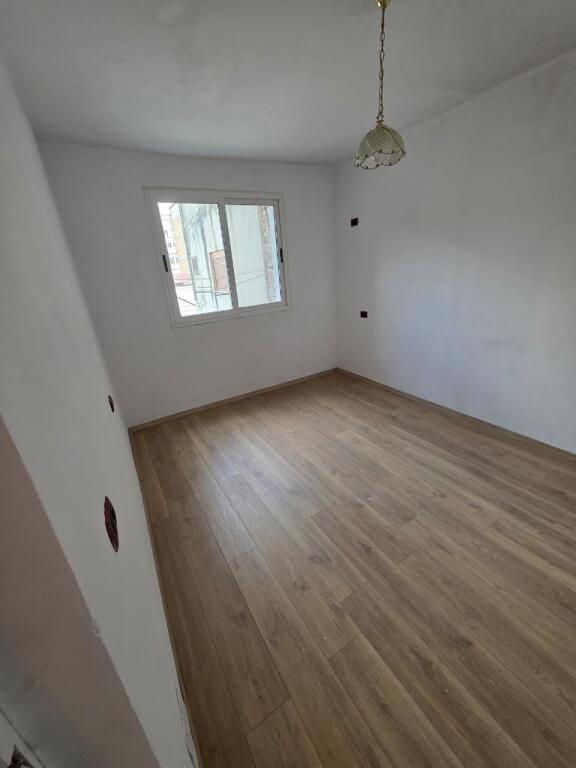 SHITET APARTAMENT 2+1 NE LAGJEN 5 DURRES