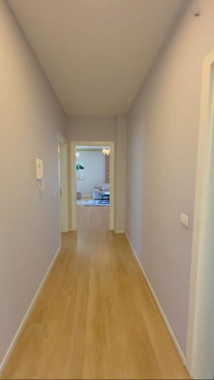 Jepet me qira apartament 2+1 në zonën e Liqenit të Thatë