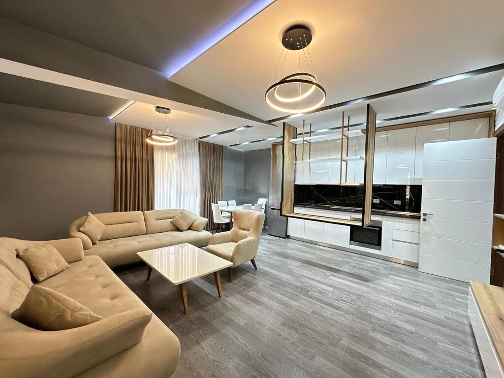 Penthouse 3+1 with Parking Space in Kodra e Diellit – 140 m², Fully Furnished