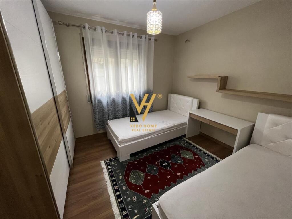 JEPET APARTAMENT 2+1+2+BLK ME QIRA TE KOPSHTI BOTANIK 800 EURO