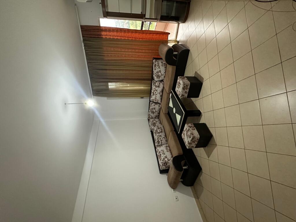 Jepet Apartament 1+1 me qera ne Astir