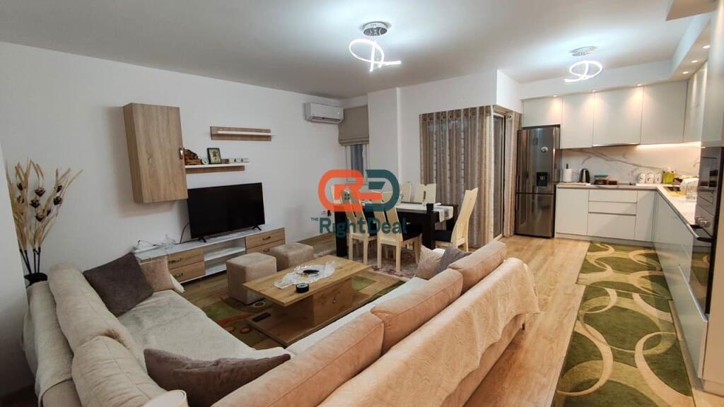Ne Fresk ,Shitet Apartament 2+1+2 Totalisht I Investuar!!