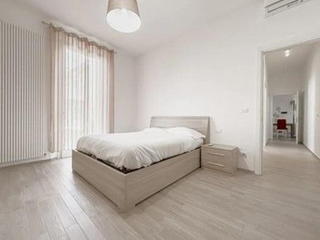 Apartment for rent 1+1 at Ali Demi (ID B2101012) Tirana.​