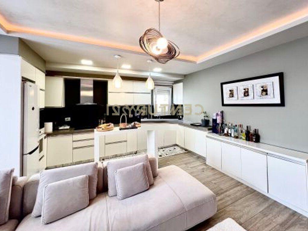 FOR RENT 2+1 APARTMENT NEAR THE DRY LAKE