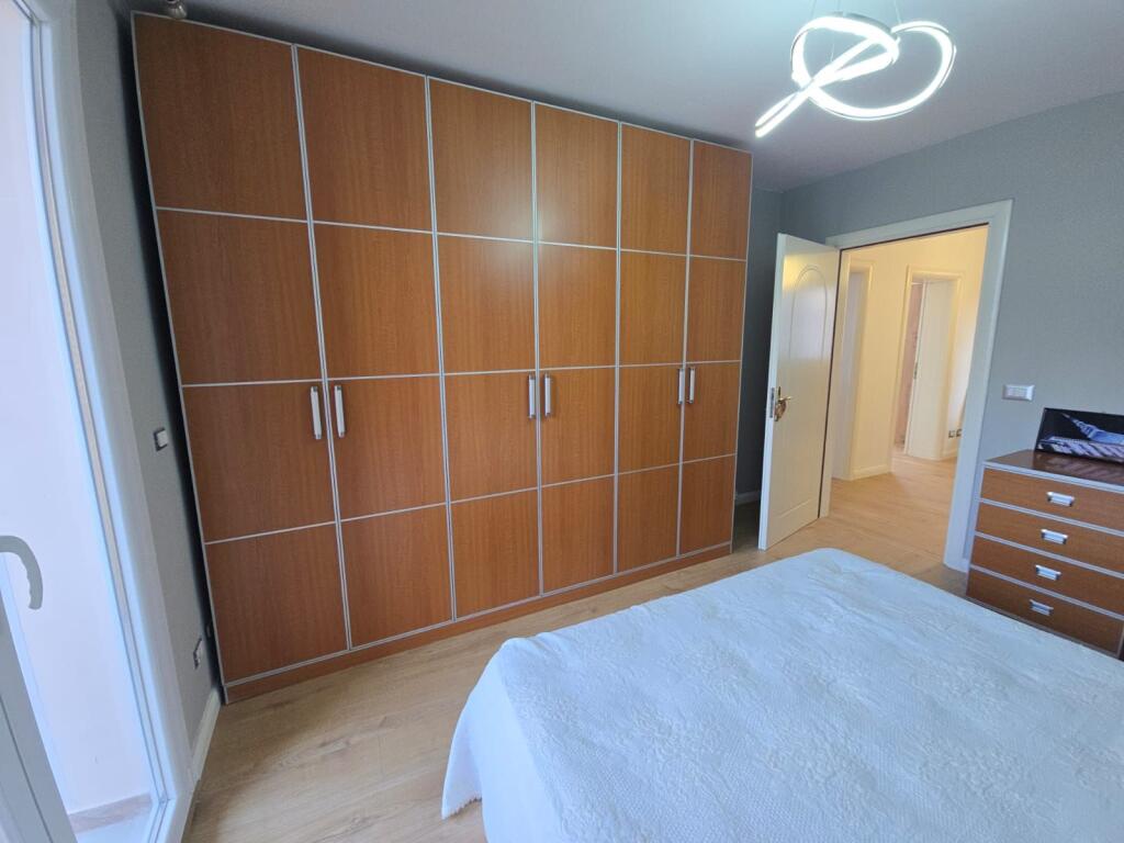 SHITET SUPER APARTAMENT 3+1 NE VOLLGA DURRES