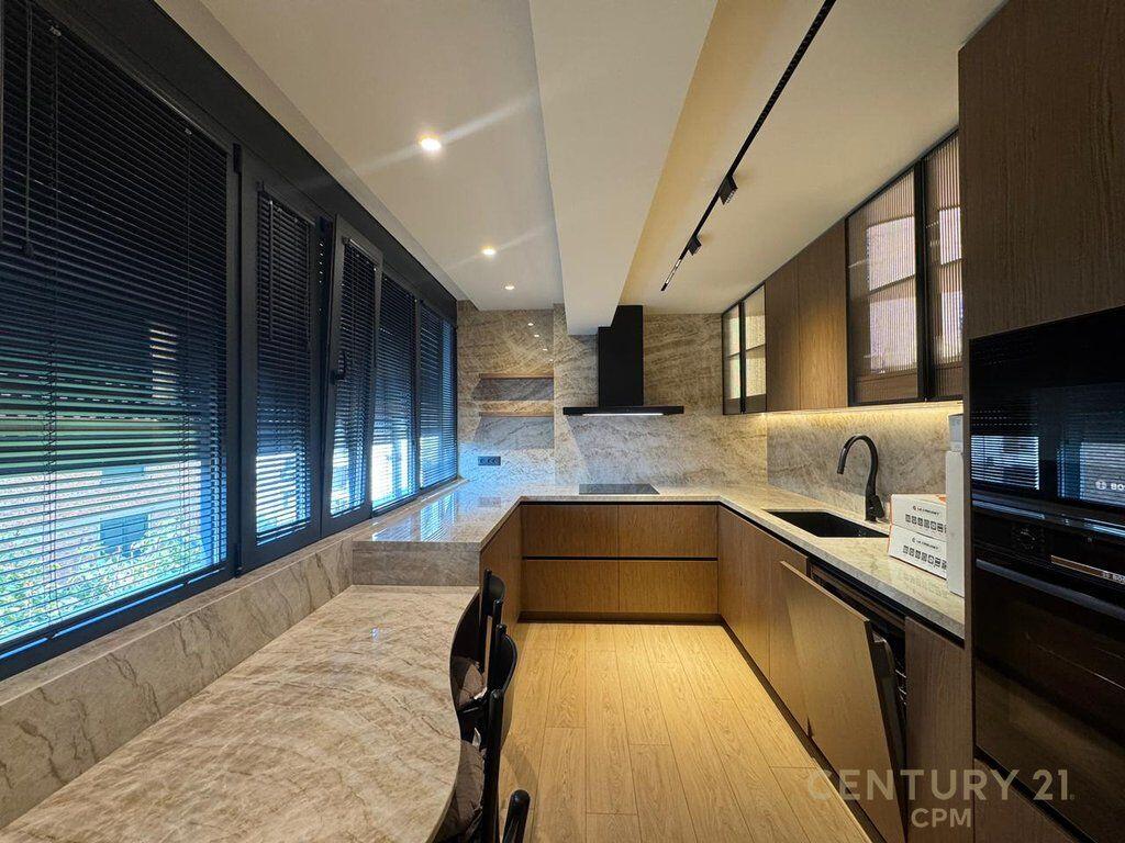 Apartment 3+1 for sale at Garda 649,000 €