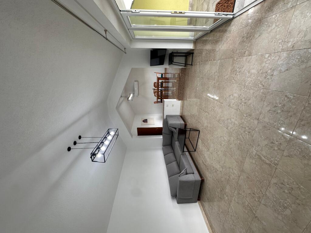 Penthouse for sale, at the dry lake with two parking spaces included!!!